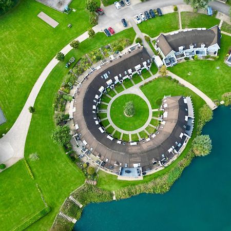 Nyhavn Lakeside Cottage Сайренстер Экстерьер фото